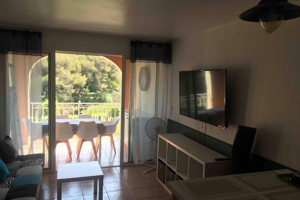 Appartement T2 Avec Piscine A 100 M De La Plage 锡富尔勒普拉日 外观 照片
