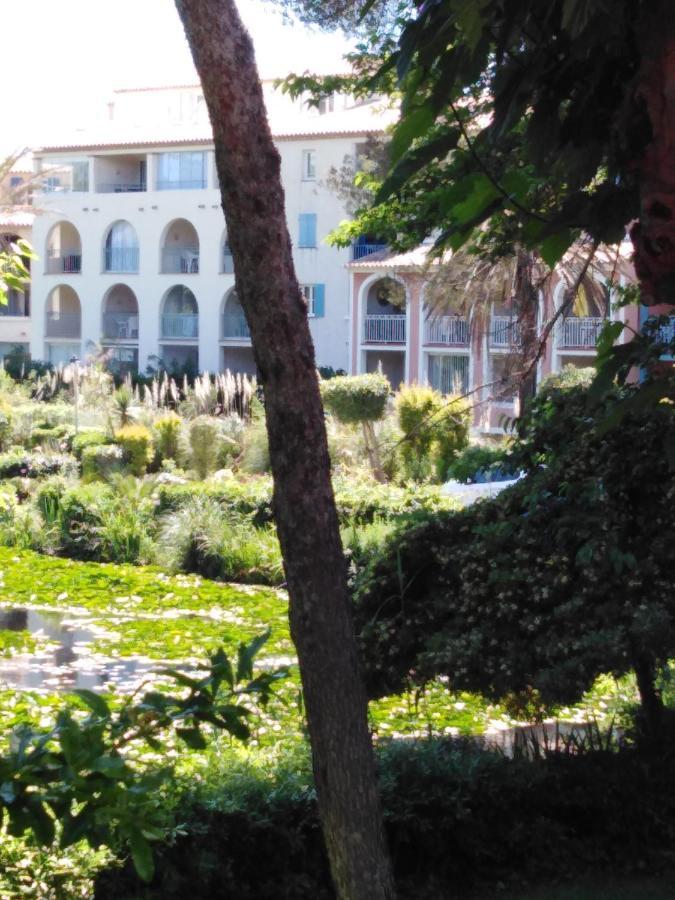 Appartement T2 Avec Piscine A 100 M De La Plage 锡富尔勒普拉日 外观 照片