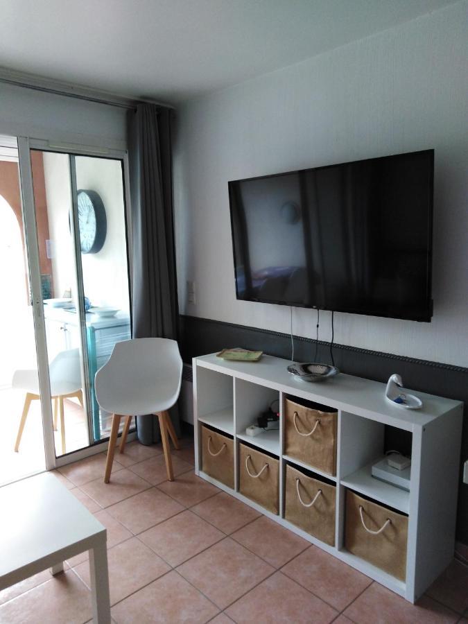 Appartement T2 Avec Piscine A 100 M De La Plage 锡富尔勒普拉日 外观 照片