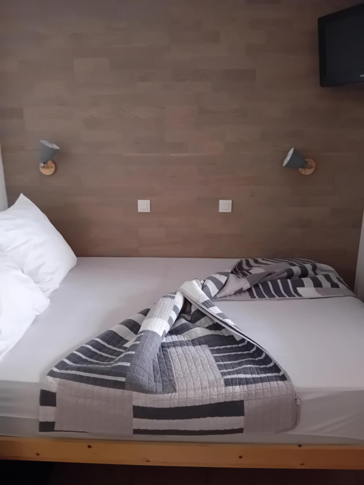 Appartement T2 Avec Piscine A 100 M De La Plage 锡富尔勒普拉日 外观 照片